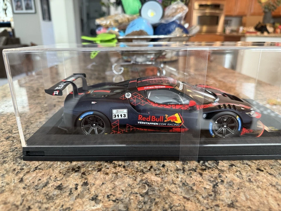 Max Verstappen 1:18 Ferrari 296 GT3 - Franz Hermann - Verstappen Racing - Image 1 of 4