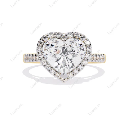 Anillo de compromiso de diamantes blancos en forma de corazón de 2,10 quilates creado en laboratorio de oro blanco de 10 quilates Foto 1 de 4