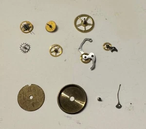 Venus 175 178 - 11 Ricambi Assortiti Ruote Spare Parts Used Great Condition - Picture 1 of 1