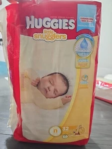 Huggies Windeln Little Snugglers Newborn Größe 1 Windeln, (8-14 lbs) - 32 Stück - Bild 1 von 3