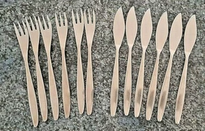 VINTAGE STAINLESS STEEL FISH KNIVES & FORKS..STYLISH DESIGN BUTLER SHEFFIELD UK - Picture 1 of 4