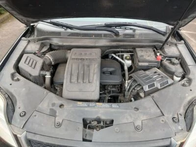 Manija de puerta exterior delantera derecha usada se adapta a: 2015 GMC Terrain carrocería delantera coloreada Foto 1 de 4