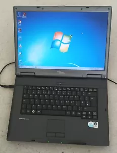 Fujitsu Esprimo Mobile V5535 Laptop Notebook 2GB 80GB 15.4" 2GB 40GB Windows 7 - Picture 1 of 17