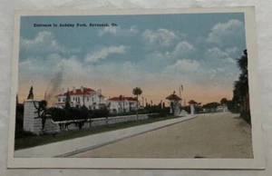 Entrance To Ardsley Park, Savannah, Georgia. Postcard (T2) - Picture 1 of 2