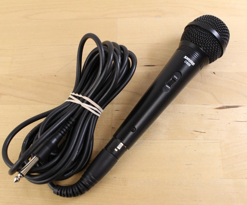 Vtg SHURE C608 Unidirectional Cardioid Dynamic Microphone w/ XLR to 1/8" Cable - Image 1 of 4