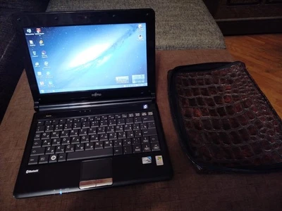 Classic FUJITSU M2010🔥 Netbook – Vintage Mini Laptop, 2GB RAM, 120GB SSD - Image 1 of 4