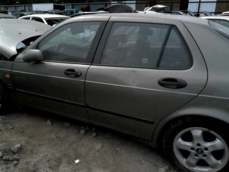 Passenger Lower Control Arm Rear Trailing Arm Fits 99-05 SAAB 9-5 566030 Foto 1 de 1