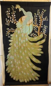 Batik Kunst Wandbehang von ERIC SURIYASENA Pfau im Baum signiert 160 x 90 cm - Bild 1 von 9