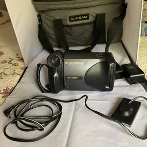 Sharp Viewcam VL-E36 8mm Video Camcorder Recorder With Case - READ - Picture 1 of 12