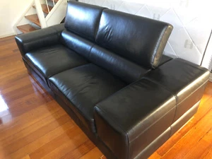 Nick Scali Black Leather 2 1/2 Seater Lounge - RRP $5,000! - Near New! - Picture 1 of 4