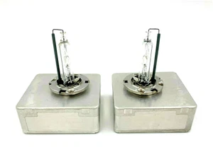 2x OEM Used D5S Xenon Bulb for 16-20 Chevrolet Silverado HID Headlight 13594523 - Picture 1 of 2
