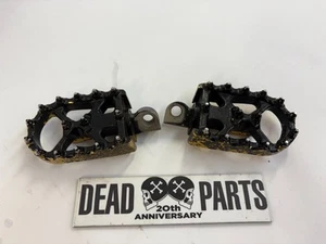 Harley gold black bear trap claw spike footpeg footrest pegs - Picture 1 of 3