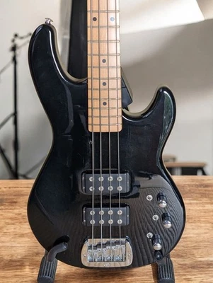 Bajo Eléctrico Premium G&L L-2000 Hecho en Japón con Estuche Rígido, Usado Foto 1 de 4