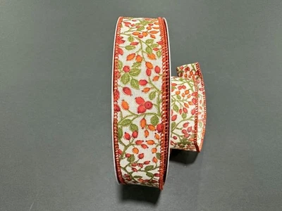 Fall Berries on Ivory Linen Wired Ribbon, 1.5" x 10 Y - Image 1 of 2