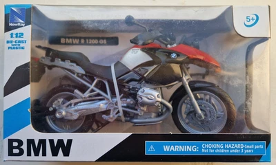 NEWRAY 1:12 DIE CAST MOTORCYCLE MODEL BMW R 1200GS - Image 1 of 3