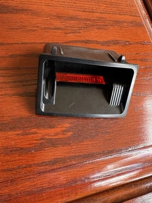 2009-2017 AUDI A4 A5 A6 QUATTRO Q5 S4 S5 SQ5 Front Ashtray Insert OEM 8K0857989 Foto 1 de 4