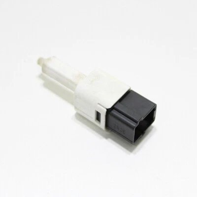 Car Front Left Side Brake Light Stop Lamp Switch Replacement F85CS23 For Nissan - Image 1 of 4
