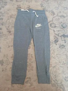 Kids nike pants, xs,gray,good used condition  - Picture 1 of 3