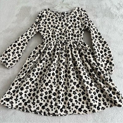 Vestido Tahari Niñas Calce y Acampanado 7 Estampado Animal Pana Manga Larga Negro Crema Foto 1 de 4