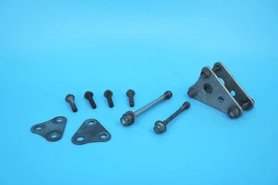 1993 93-95 Yamaha YZ250 YZ 250 OEM Upper Lower Engine Mounts Hangers Bolts Set - Image 1 of 4