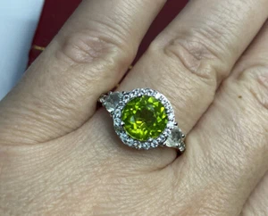 Sterling Silver Peridot Halo CZ Cubic Zirconia Cocktail Wedding Cocktail Ring 10 - Picture 1 of 10