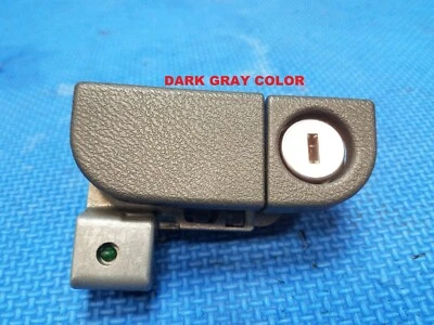 本田 Odyssey 2005 06 07 09 10 手套盒闩锁手套盒手柄锁暗灰色 — 第 1/4 张图片