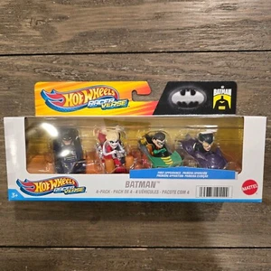 Paquete de 4 Batman Hot Wheels Racer Verse 2024 Harley Quinn Cat Woman Robin - Imagen 1 de 12