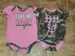 Baby Girls Mossy Oak Camo/Pink Bodysuits Size 6-9 M - Picture 1 of 1