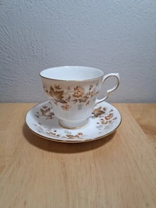 Colclough Bone China Autumn Leaves Teacup & Saucer - Picture 1 of 11