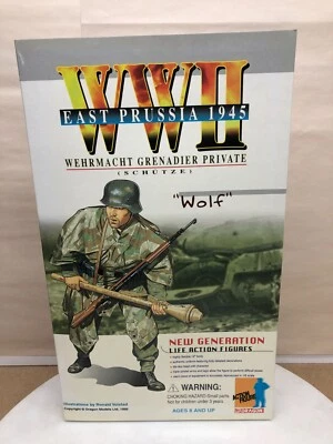 FIGURA DE ACCIÓN DRAGÓN ALEMÁN SEGUNDA GUERRA MUNDIAL GRANADERO PRIVADO PRUSIA ORIENTAL 1945 Foto 1 de 4