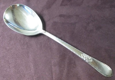 ADORACIÓN Berry o cuchara grande para servir 1939 Rogers plateado sin monograma Foto 1 de 3