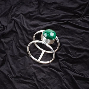 Attractive Malachite Gemstone Handmade Solid 925 Sterling Silver Jewelry Ring - Picture 1 of 2