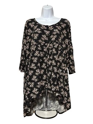 Top Torrid Mujer Estampado Floral Botón Delantero Negro Y Rosa Talla 2 Foto 1 de 4