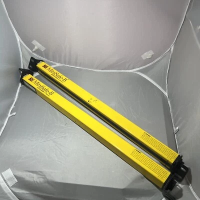 STI MINISAFE-B MS4300B-2 SERIES MS4324B-2 24" LIGHT TRANSMITTER & RECEIVER SET - Image 1 of 4