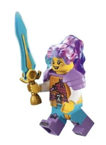 New LEGO DREAMZzz Minifigure Izzie (Isabel Christina Garcia) & Sword - Picture 1 of 3