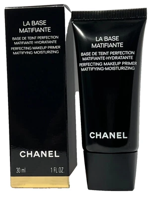 Chanel La Base Matifiante Perfecting Makeup Primer Mattifying Moisturizer 30 ml - Image 1 of 4