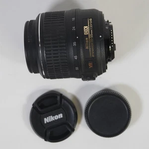 Lente zoom Nikon DX AF-S Nikkor 18-55 mm f/3,5-5,6 G VR COMO NUEVO - Imagen 1 de 5