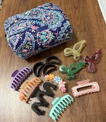 12 clips de mandíbula surtidos en bolsa con cremallera púrpura Vera Bradley Foto 1 de 4