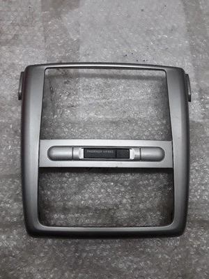 RADIO / CLIMATE CONTROL TRIM BEZEL 2009 CHEVROLET COBALT Z-137P - Image 1 of 4