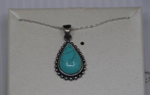 L - STERLINGSILBER HALSKETTE mit synthetischem Türkis Träne Anhänger, 17,5 Zoll - Bild 1 von 4