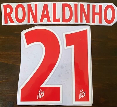 Kit / Ronaldinho #21 PSG Home 2001 2002 - Bild 1 von 3