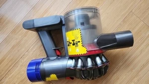 GENUINE Dyson V7 Cordless Handheld Vacuum Cleaner Body Only (works With Batt) - Picture 1 of 5