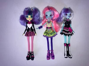 Equestria Girls MLP Ponymania Violet Blurr Photo Finish Pixel Pizzazz snapshots - Picture 1 of 16