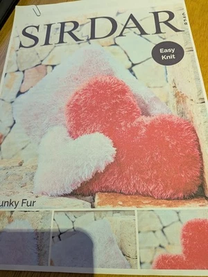 Heart Shape Cushion Knitting Pattern. - Image 1 of 2