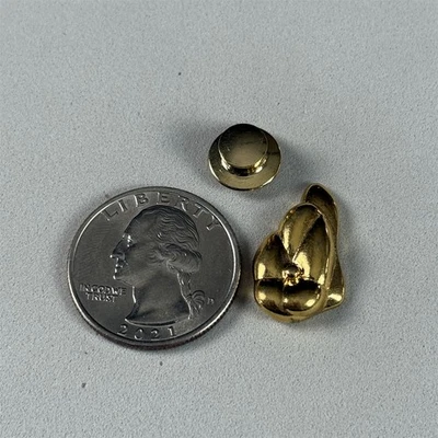 Pendiente Vintage Monet Firmado Flor Floral Tono Dorado? Broche Pinback #57092 Foto 1 de 3