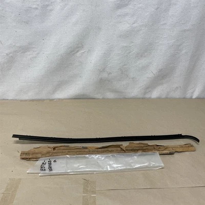 NOS 1983-1989 FORD RANGER BRONCO II WEATHERSTRIP OUTSIDE WINDOW LH - Image 1 of 4