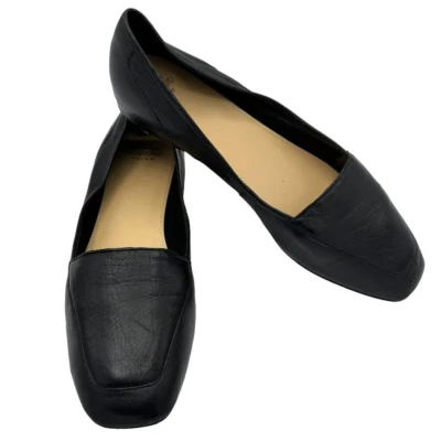 CIRCA JOAN & DAVID LUXE BLACK LEATHER SLIP ON FLATS SIZE 8 - Image 1 of 4