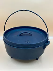 NICE Vintage Lodge Camping Dutch Oven Cast Iron 3 Footed 10" 4 Qt. W/ Lid USA - Picture 1 of 14