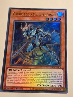 Keeper of Dragon Magic●Ultra Rare●SPANISH●YUGIOH●CH01●2025●NM●E873 - Image 1 of 2
