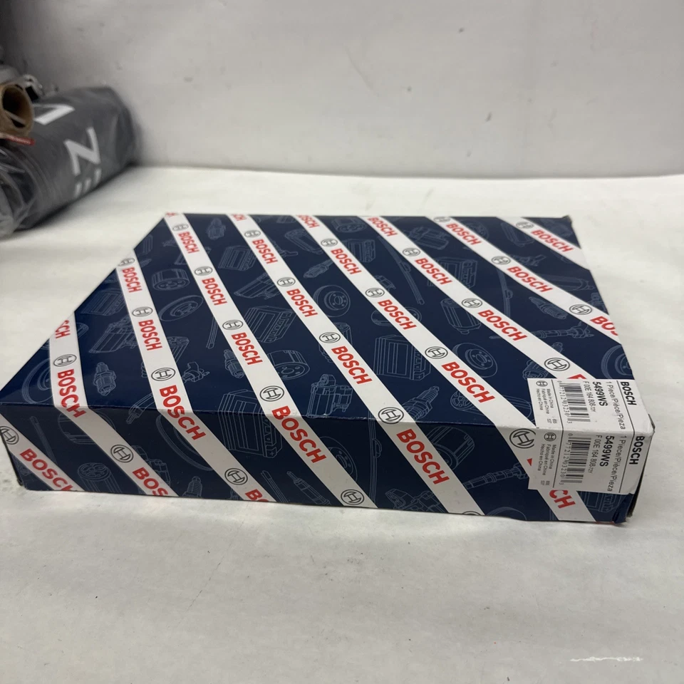 Filtro de aire Bosch 5499WS para camioneta Chevy Suburban Avalanche Yukon GMC Sierra 1500 Foto 1 de 3